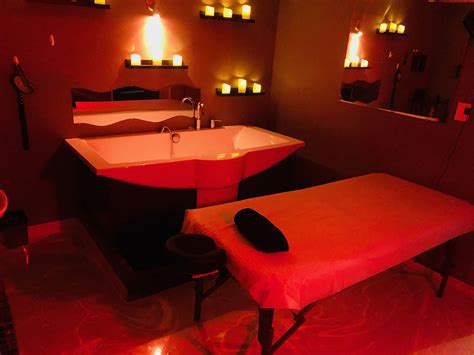 Erotic massage Salon de Provence