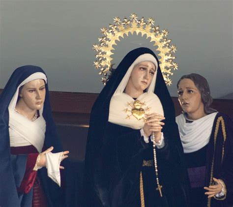 Escolta Tres Marías