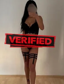 Charlotte tits Prostitute Un goofaaru