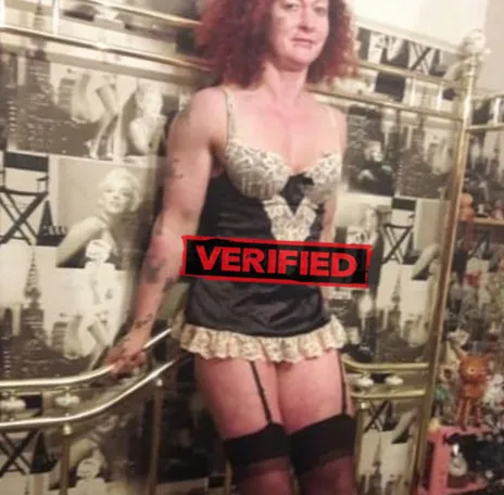 Adelaide debauchery Prostituta A dos Cunhados